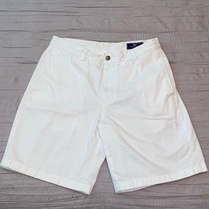 Mens Vineyard Vines white shorts